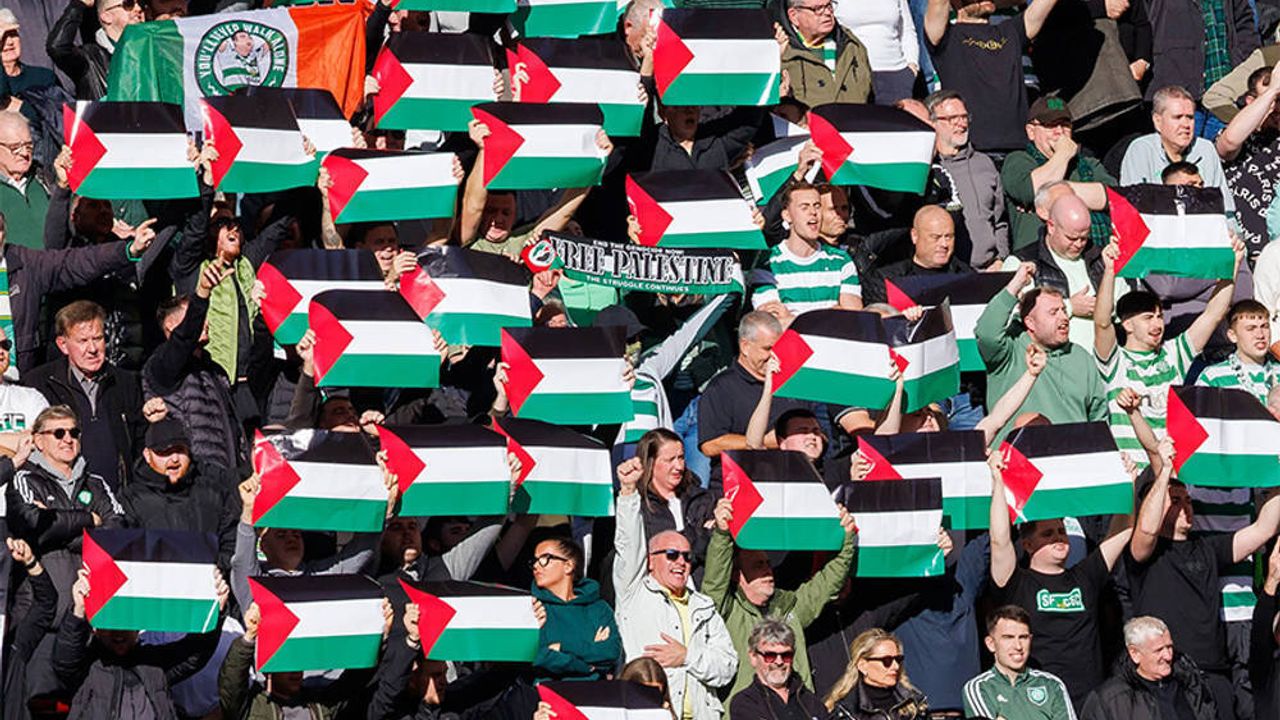 Filistin destekçisi Celtic taraftarları stada alınmadı