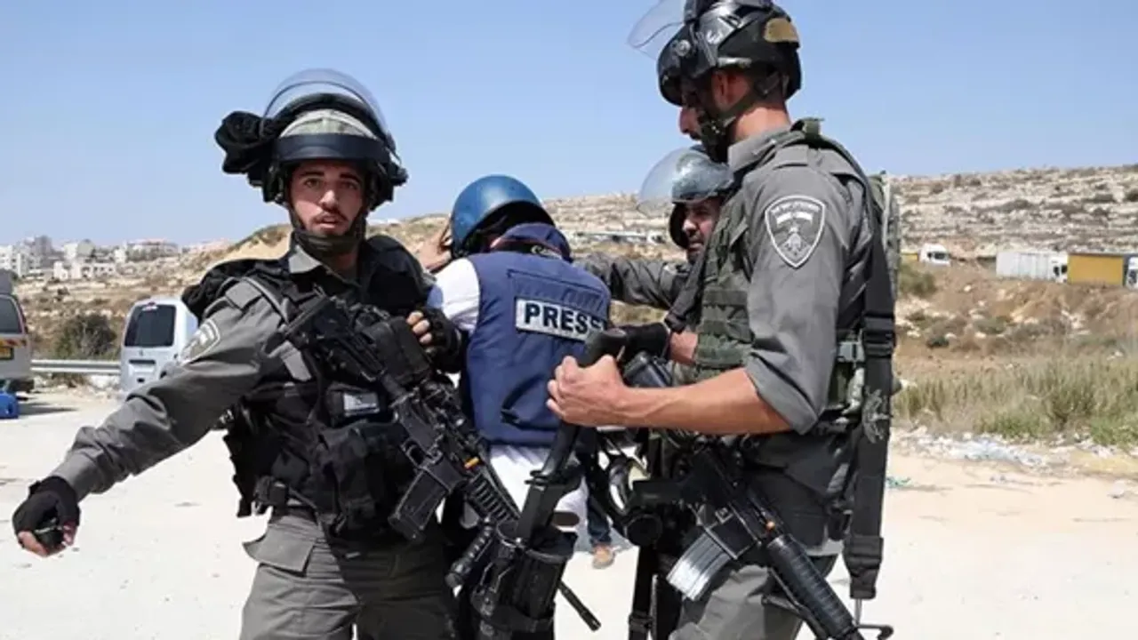 Batı Şeria'da 29 Filistinli gözaltına alındı