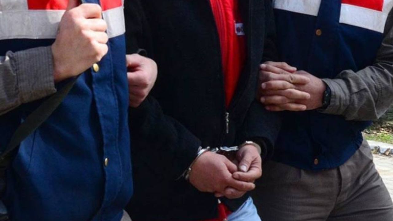 Aydın’da jandarma suçlulara göz açtırmıyor: 2 gözaltı