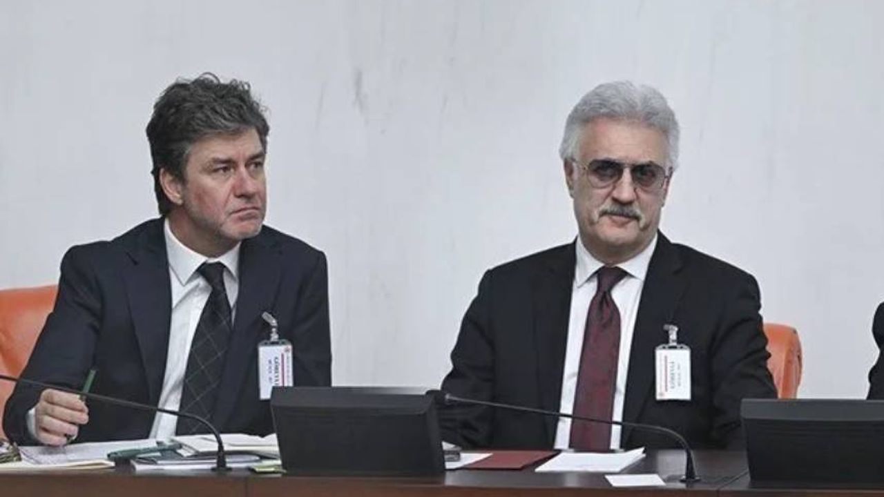 Tamer Karadağlı ve Tan Sağtürk Meclis'te bütçe görüşmelerini izledi