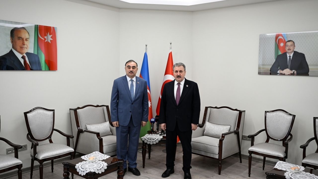 Destici, Azerbaycan'ın Ankara Büyükelçiliğini ziyaret etti: