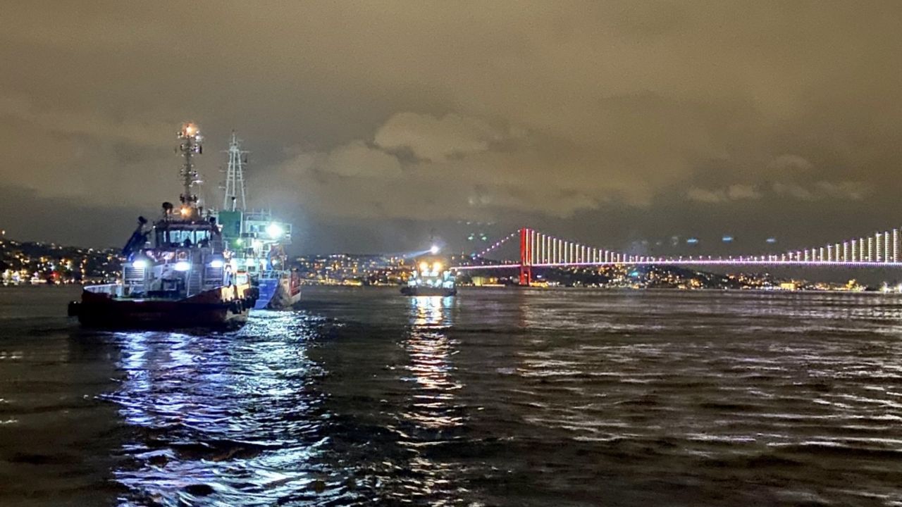 İstanbul Boğazı'ndaki trafik, kuzey-güney yönlü açıldı