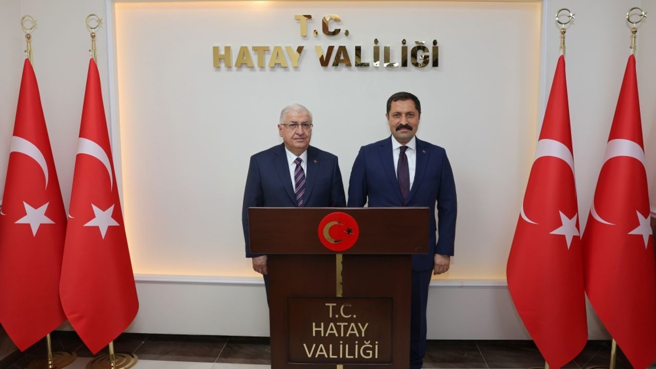 Milli Savunma Bakanı Yaşar Güler Hatay'a gitti