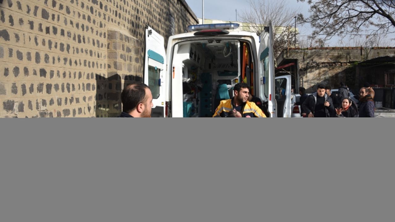 Şanlıurfa'da akraba aileler arasındaki silahlı kavgada 7 kişi yaralandı