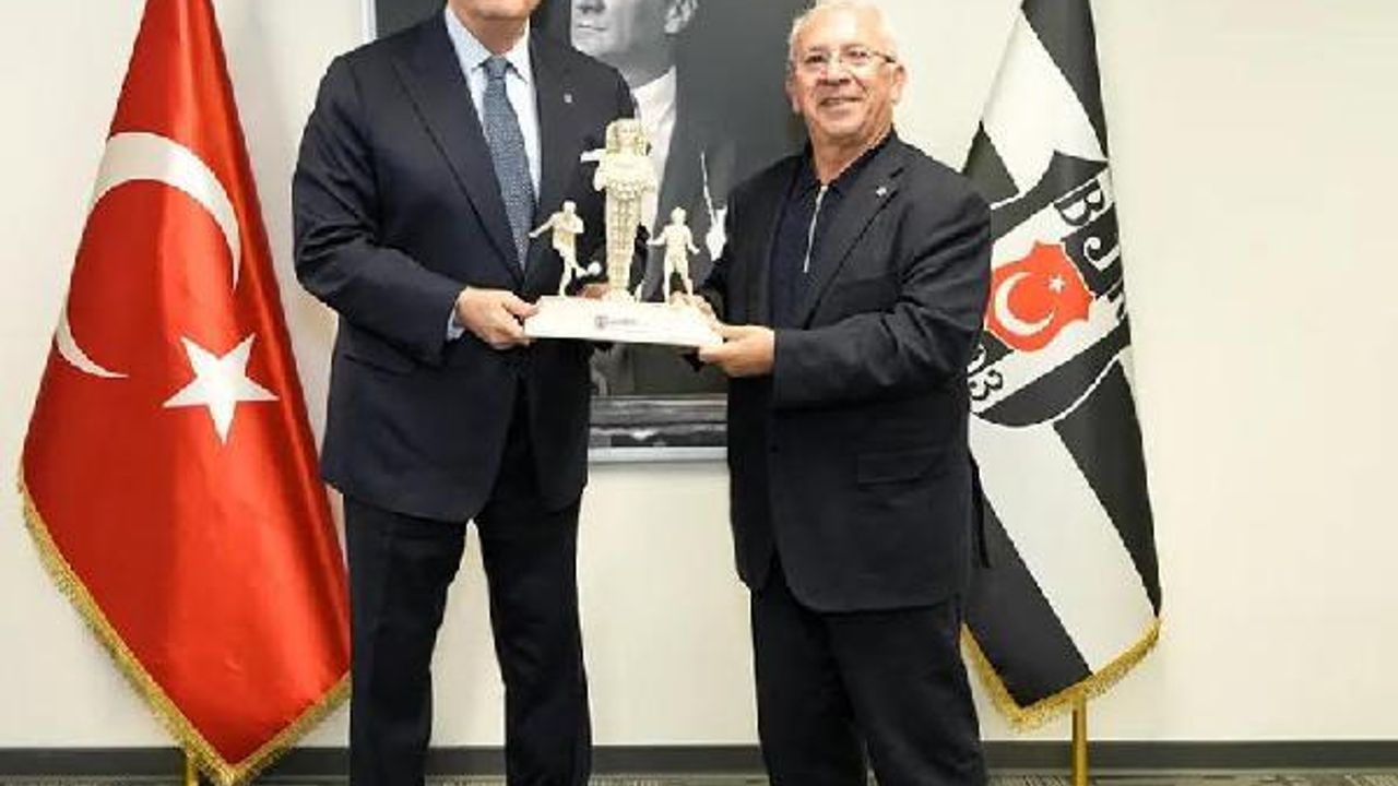 Altınordu Başkanı Özkan'dan Beşiktaş Başkanı Arat'a ziyaret