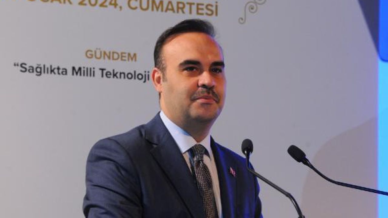 Bakan Kacır: İnanıyorum ki Türk bilim insanları akın akın yeniden ülkemize gelecek