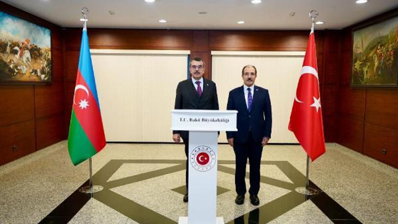 Bakan Tekin, Türkiye'nin Azerbaycan Büyükelçisi Bağcı ile görüştü