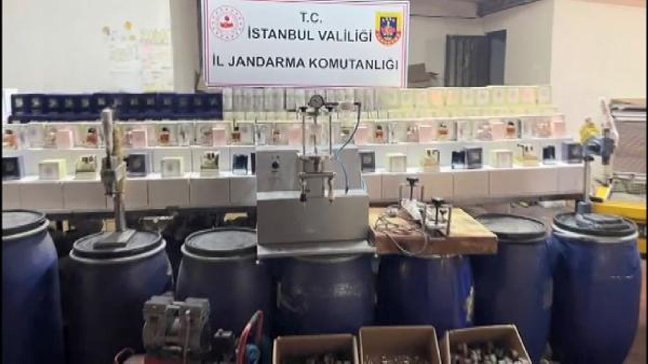 Başakşehir'de sahte parfüm operasyonu