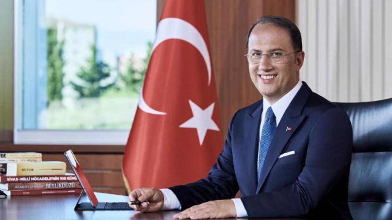 Beylikdüzü Belediye Başkanı Mehmet Murat Çalık yeniden aday gösterildi