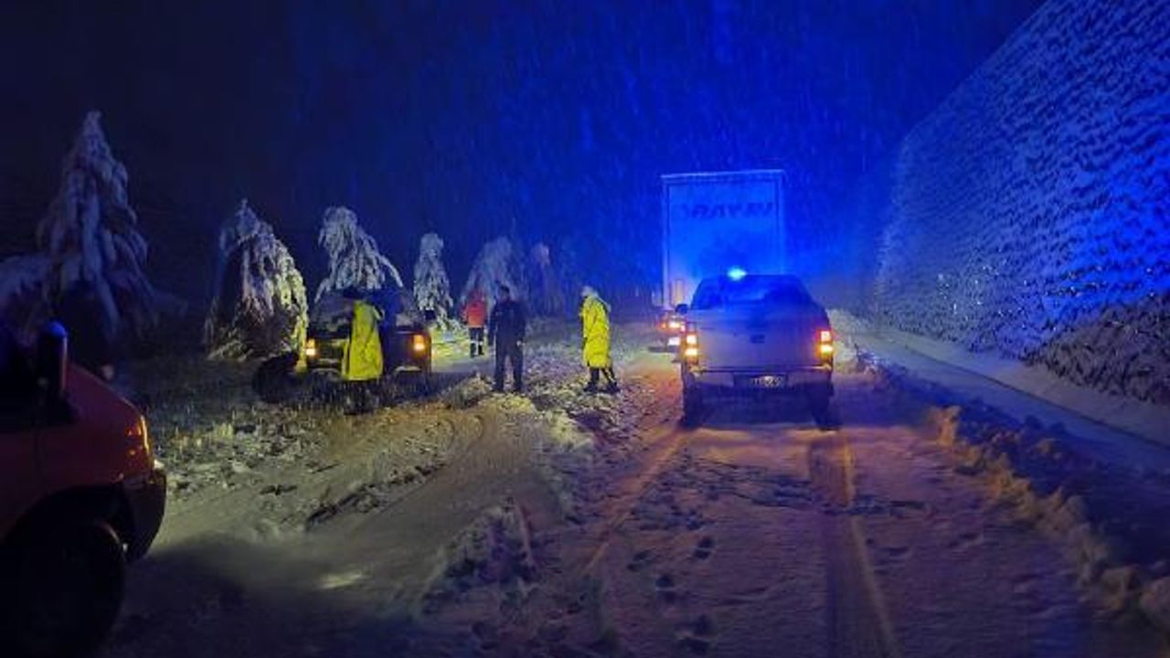 Bingöl- Erzurum kara yolu TIR trafiğine kapatıldı