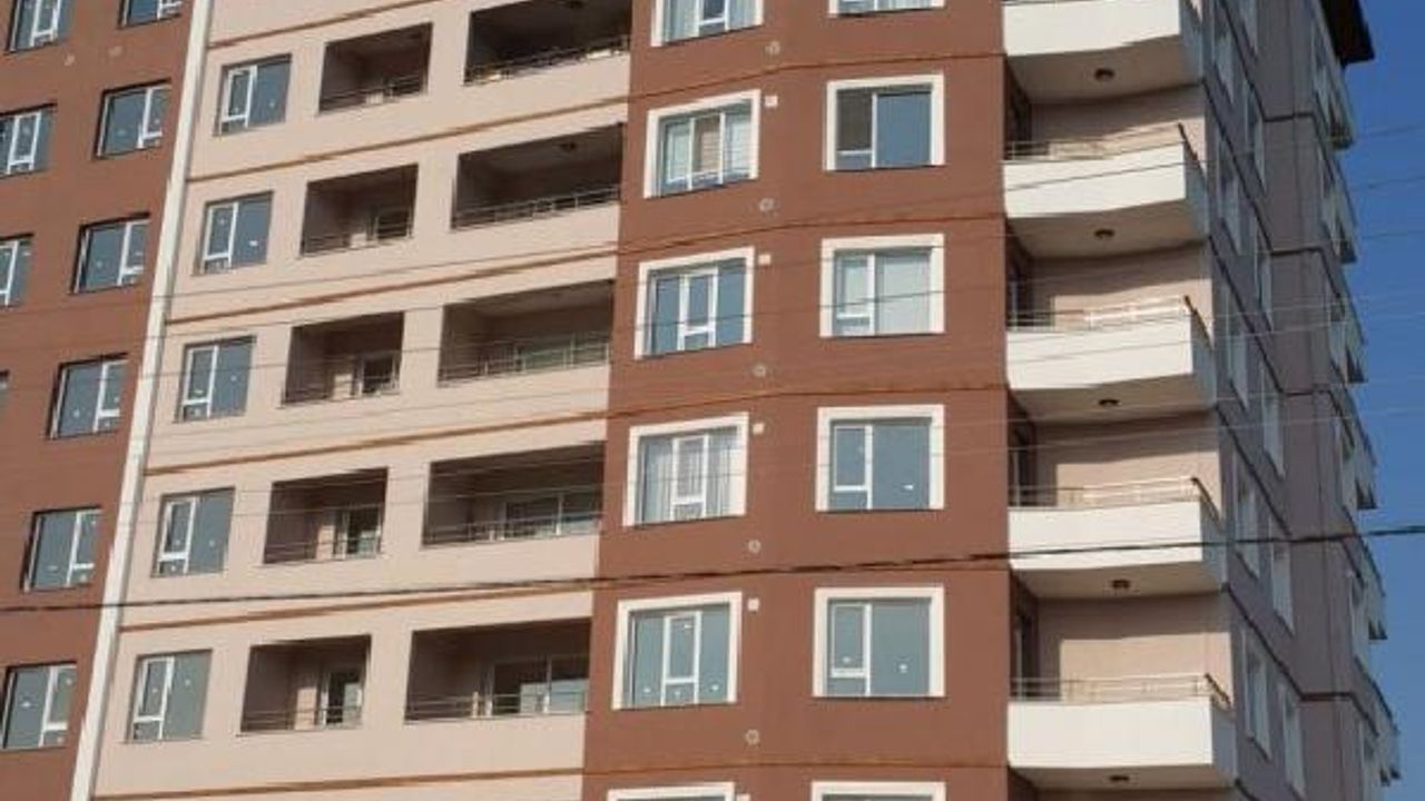 Depremde 9 kişinin öldüğü binanın müteahhidi: Bu apartmanı hatırlayamadım
