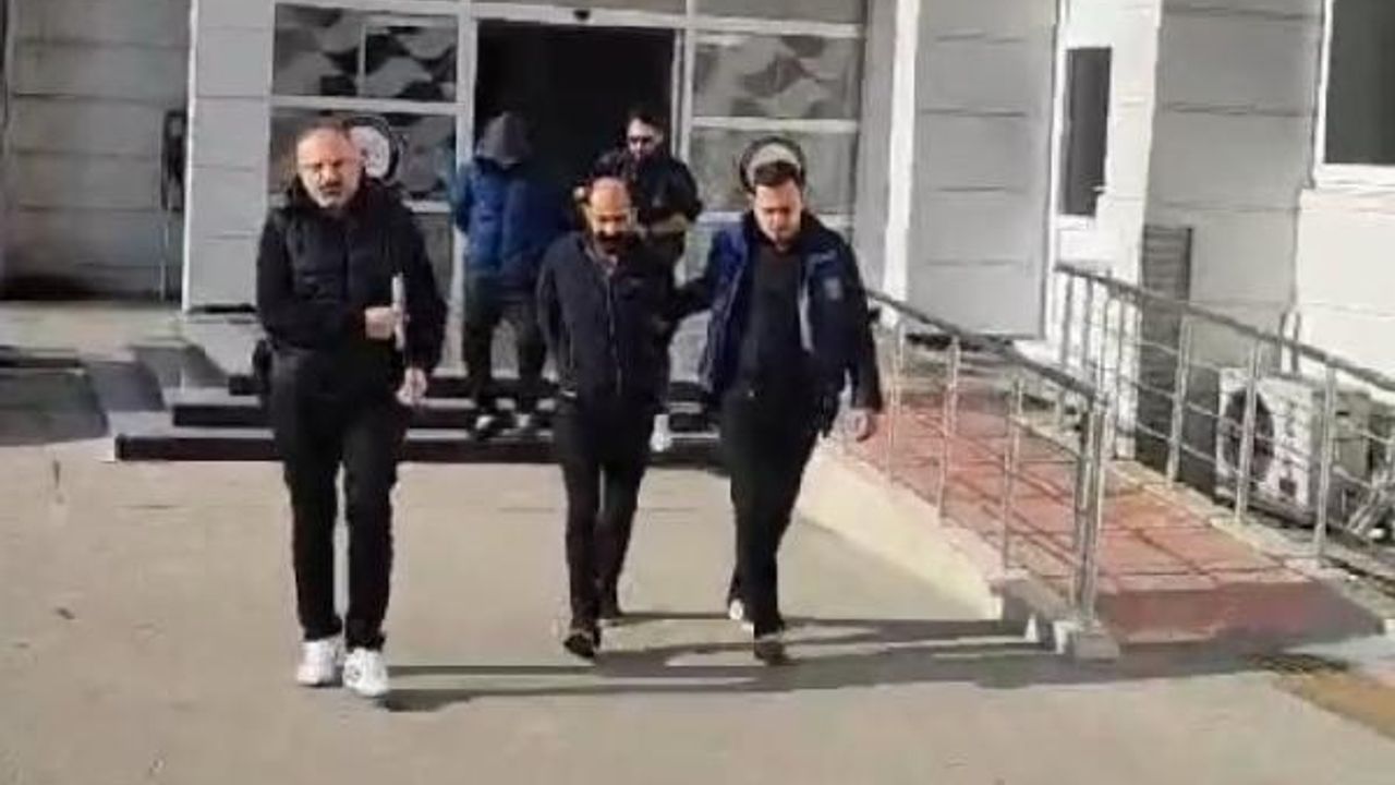 Mersin'de sazan sarmalı yöntemi ile dolandırıcılığa 2 tutuklama