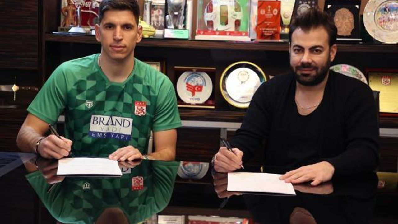 Sivasspor, Sırp kaleci Dorde Nikolic ile 2.5 yıllık sözleşme imzaladı