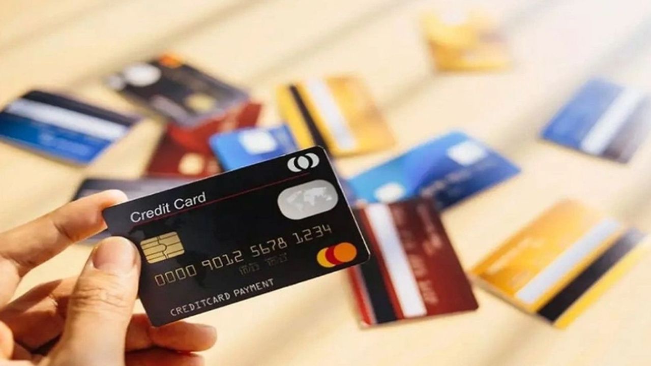 Kredi kartı kullananlar dikkat! Bankalar kredi kartlarını kapatılabilir!