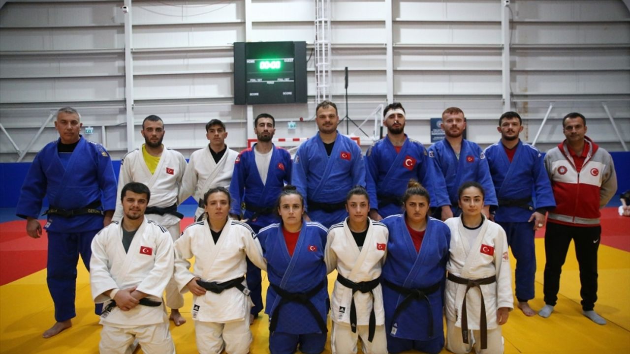 İşitme Engelliler Büyükler Judo Milli Takımı'nın ikinci Kastamonu kampı tamamlandı