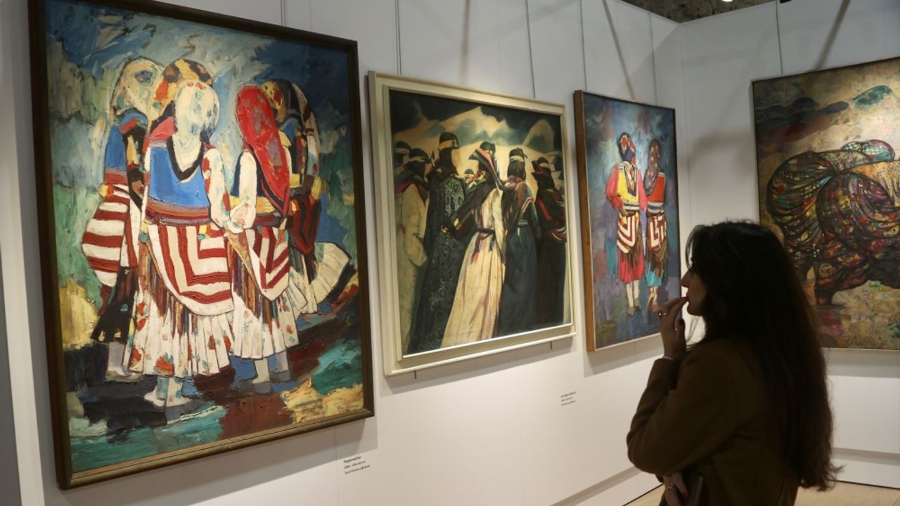 İstanbul'da ressam İlham Atalay'ın eserlerinden oluşan sergi açıldı