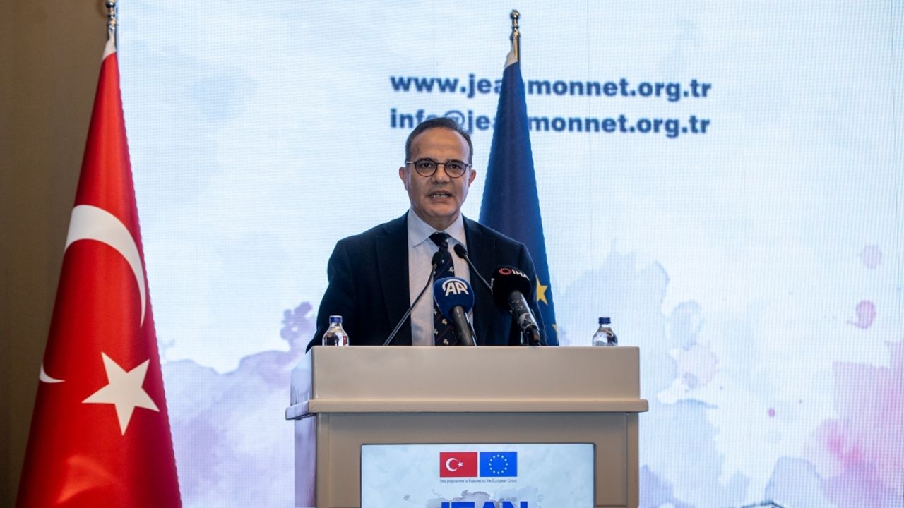 "Jean Monnet Burs Programı" bursiyerleri için Ankara'da sertifika töreni düzenlendi