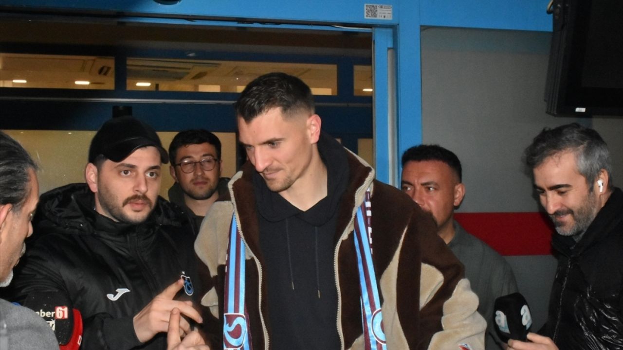 Thomas Meunier, Trabzon'a geldi