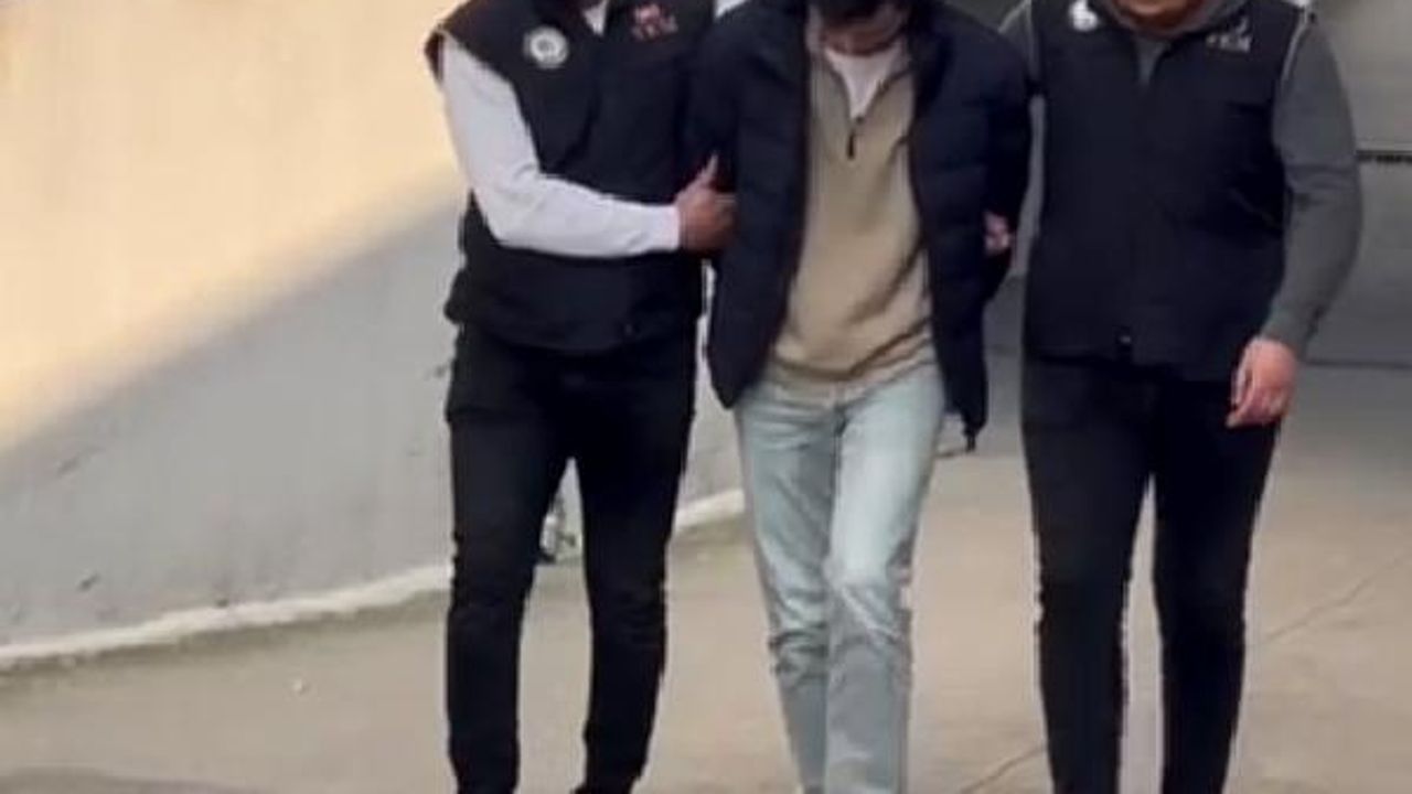Adana'da FETÖ'den aranan 1'i avukat, 3 kişi yakalandı