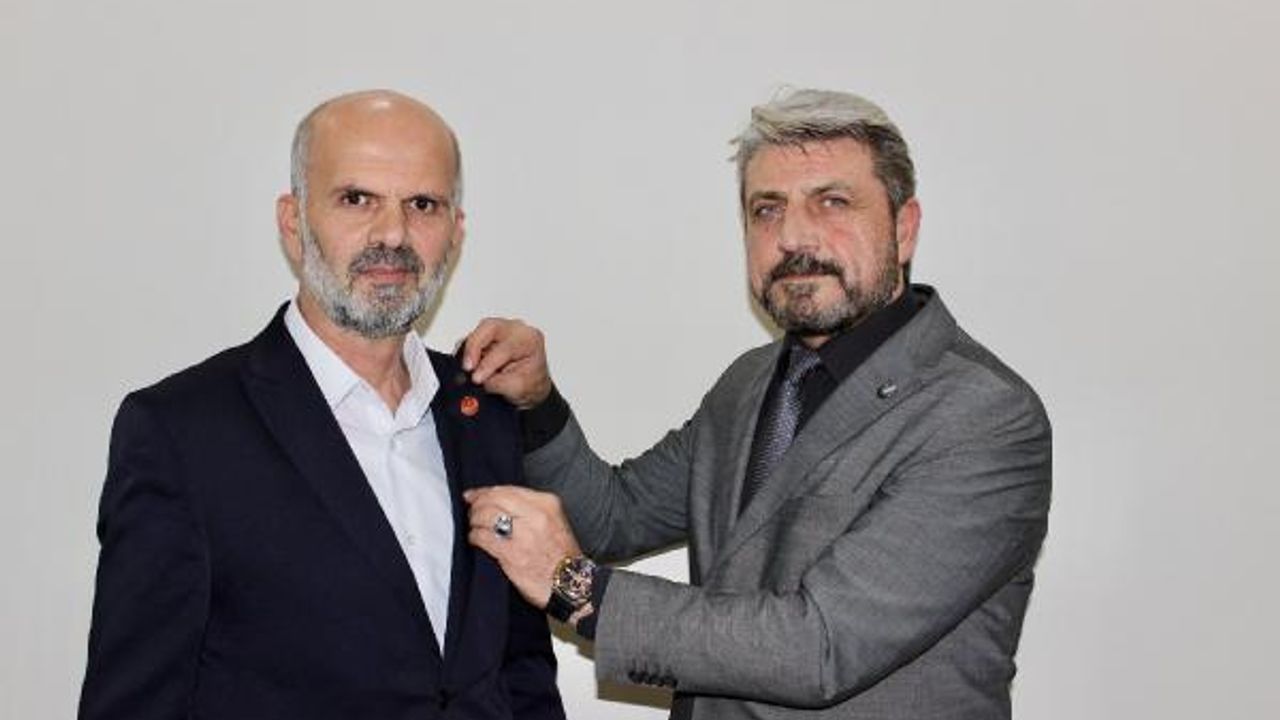 AK Partili belediye başkanları Yeniden Refah Partisi’nden aday oldu