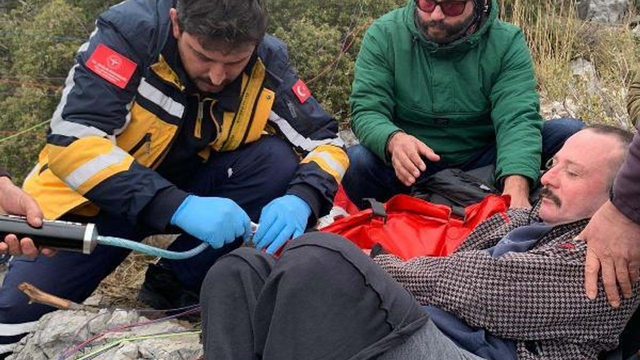 Babadağ'da yamaç paraşütü kazası: 2 yaralı