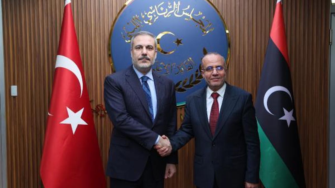 Bakan Fidan, Libya Yüksek Devlet Konseyi Başkanı Takala ile bir araya geldi (2)