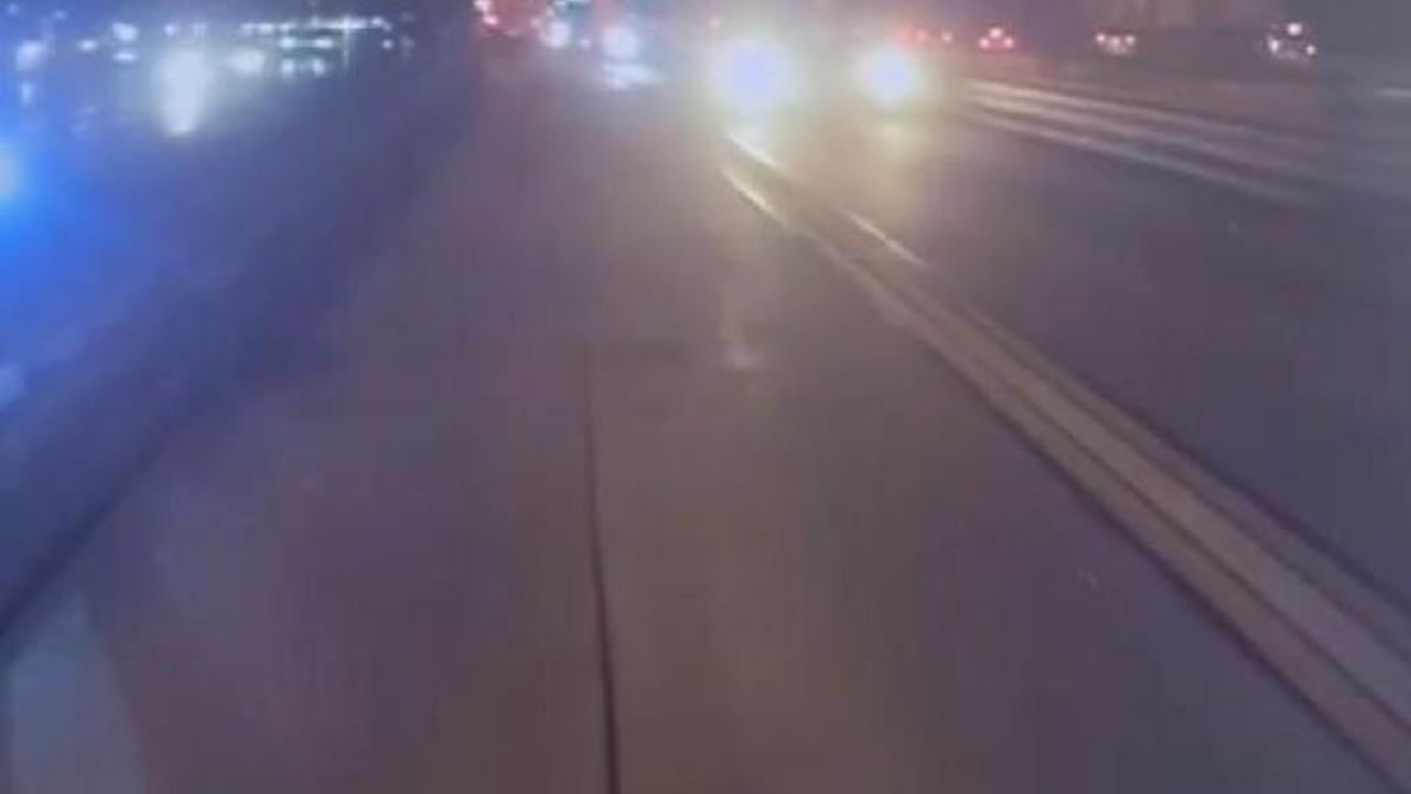 Beylikdüzü'nde şoförün öldüğü metrobüs kazası kamerada