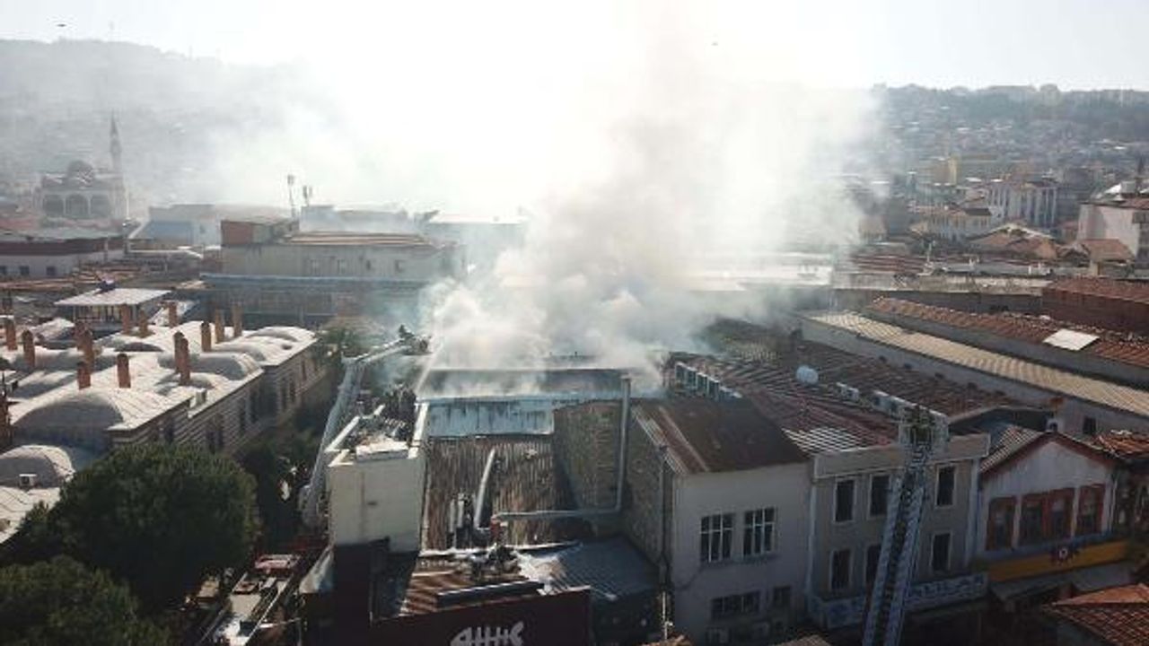 İzmir'de, tarihi Kemeraltı Çarşısı'nda yangın/ Ek Fotoğraflar