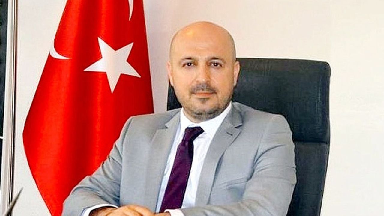 AK Parti İlçe belediye başkan adayları belli oldu: Dr. Halil Nacar Yüreğir Belediye Başkan adayı oldu