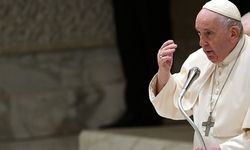 Papa Franciscus, depremlerden etkilenen Türk ve Suriye halkının acısını unutmamaları gerektiğini belirtti