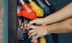 Benzine bir zam daha! 15 Şubat 2024 güncel akaryakıt fiyatları