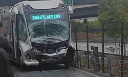 Kadıköy'de korkutan metrobüs kazası: 3 yolcu yaralandı