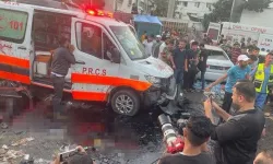 İsrail, Gazze'de ambulans konvoyunu vurdu!