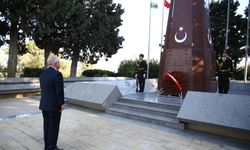 Milli Savunma Bakanı Güler Bakü'de! Türk şehitliğine ziyaret