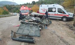 Adana'da feci kaza: Otomobiller çarpıştı, 1 ölü, 3 yaralı
