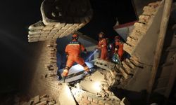Çin'de deprem felaketi: En az 118 kişi hayatını kaybetti