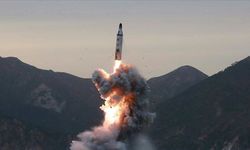 Kuzey Kore, Japon Denizi'ne ICBM füze fırlattı, komşu ülkeler teyakkuza geçti