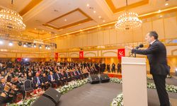 Yeniden Refah Partisi isim isim belediye başkan adaylarını tanıttı