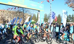 CRI Türkiye Kış Bisiklet Yarışları serisi Aspendos'ta başladı