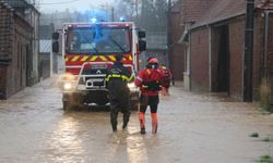 Fransa'da kırmızı alarm: Sel nedeniyle 10 binden fazla hane elektriksiz kaldı