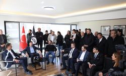 AK Parti İzmir Büyükşehir Belediye Başkan adayı Dağ, Altay ve Göztepe Spor Kulüplerini ziyaret etti