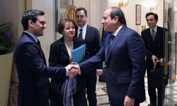 Fransa Dışişleri Bakanı Sejourne, Mısır Cumhurbaşkanı Sisi ile görüştü