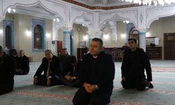 Kilis'te depremlerde hayatını kaybedenler için dua edildi