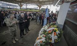 Saraybosna'daki pazar yeri katliamı kurbanları 30. yılında törenle anıldı