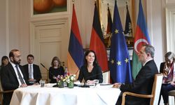 Azerbaycan ve Ermenistan barış için Berlin'de görüştü