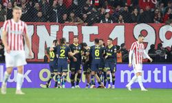 Fenerbahçe zorlu Antalyspor deplasmanında hata yapmadı