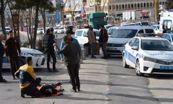 Duruşma sonrası adliye önünde silahlı ve bıçaklı kavga: 1’i polis 9 kişi yaralandı