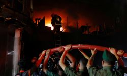 Bangladeş'te korkunç yangın: 43 kişi yaşamını yitirdi