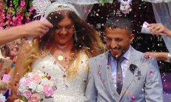 İngiliz trans birey ile Türk berber evlendi! Dil bilmeden iletişim bile kurmuşlar