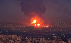 İran’da petrol rafinerisinde şiddetli patlama!
